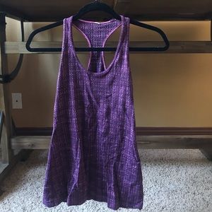 Lululemon tank
